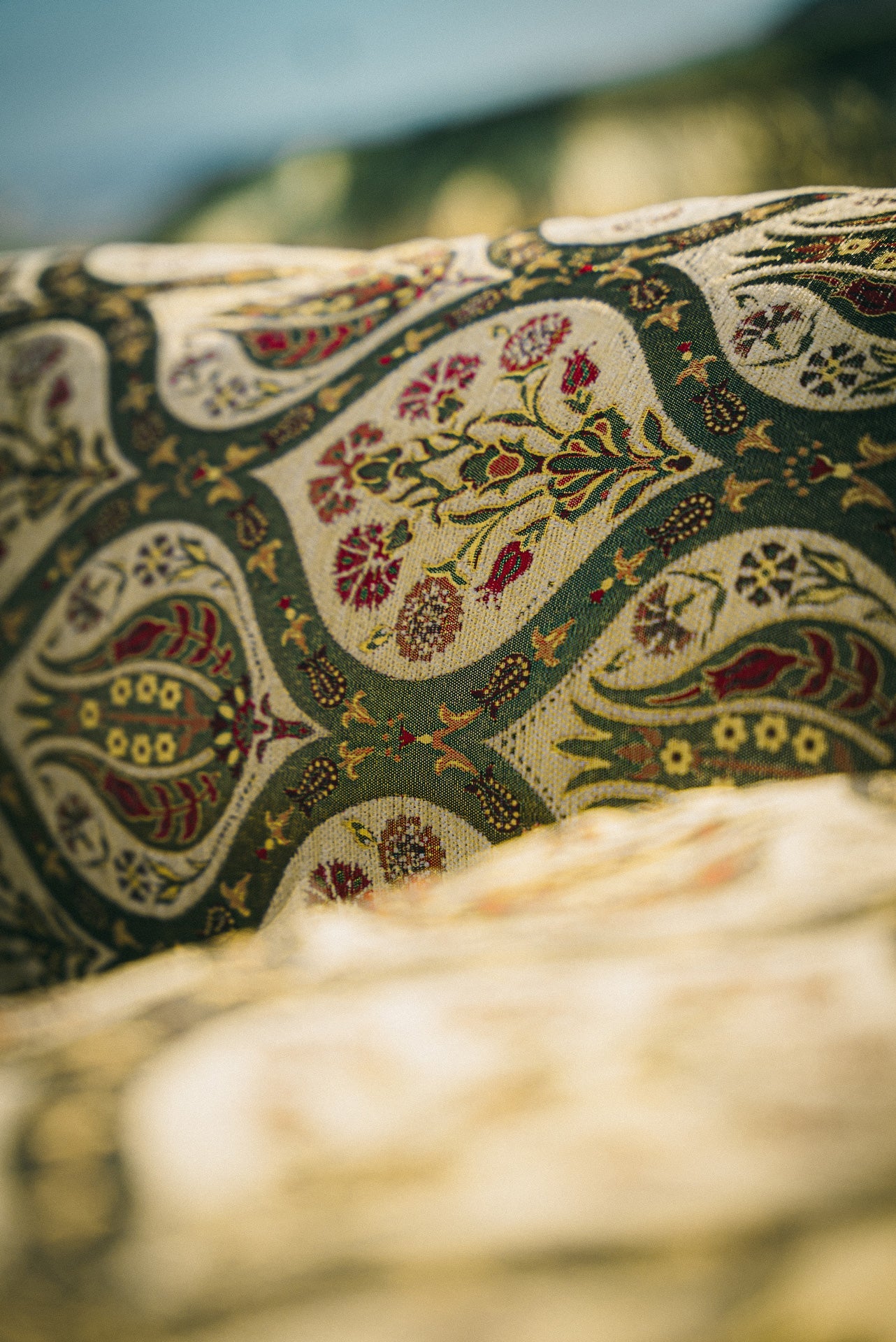 Sultan's Tulip Floor Cushion Set