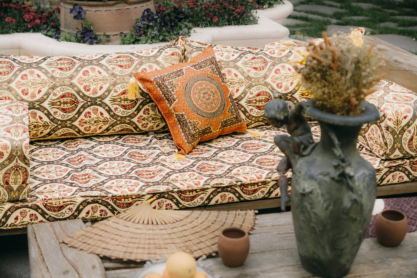Sultan's Tulip Floor Cushion Set