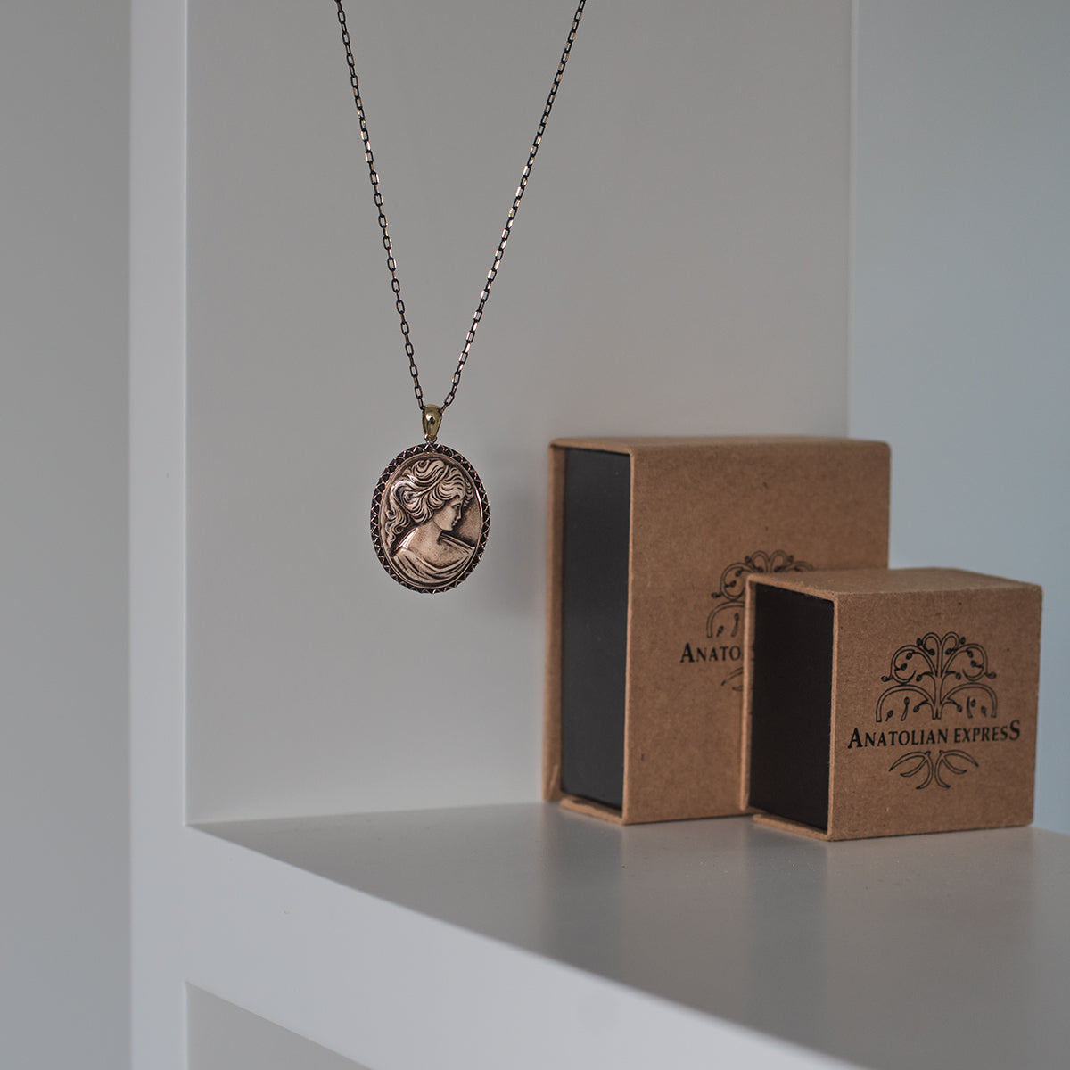 Hellegance – Hellenistic Cameo Necklace